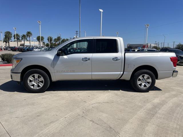 2019 Nissan TITAN SV