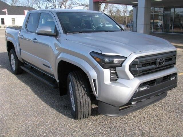 2024 Toyota Tacoma SR5 2WD