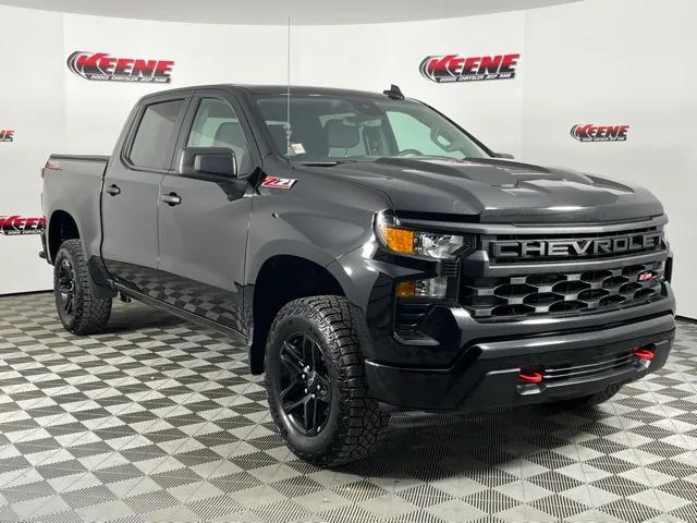 2023 Chevrolet Silverado 1500 4WD Crew Cab Short Bed Custom Trail Boss
