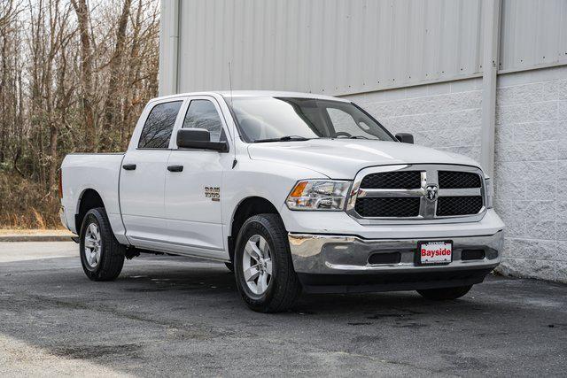 2022 RAM 1500 Classic SLT Crew Cab 4x4 57 Box