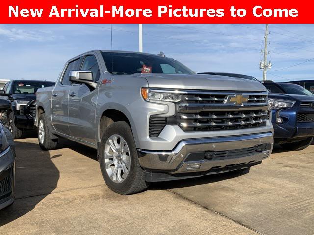 2022 Chevrolet Silverado 1500 4WD Crew Cab Short Bed LTZ