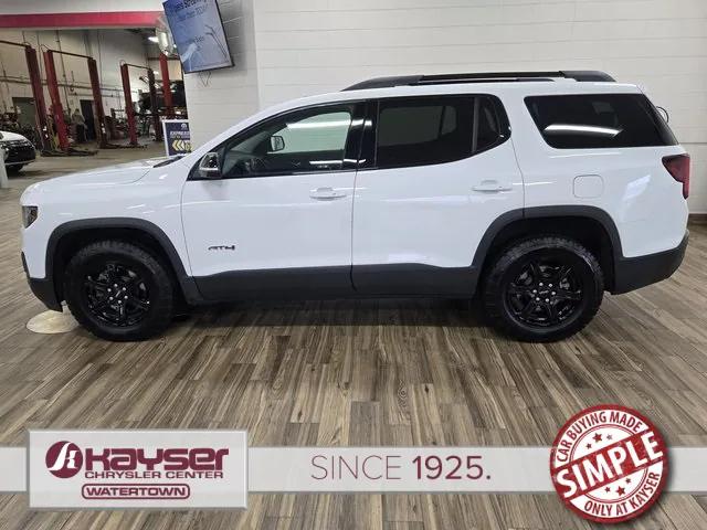 2023 GMC Acadia AWD AT4