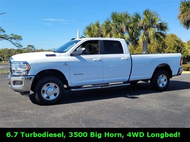 2022 RAM 3500 Big Horn Crew Cab 4x4 8 Box