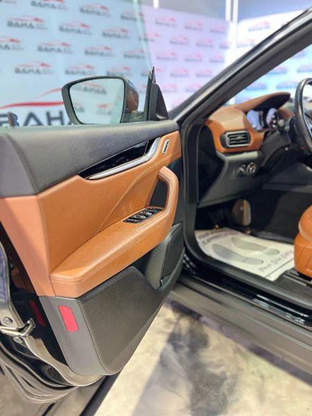 2021 Maserati Levante Base