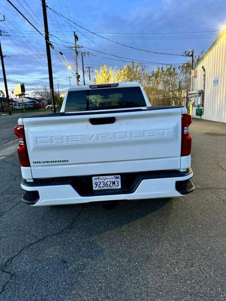 2022 Chevrolet Silverado 1500 4WD Crew Cab Standard Bed WT