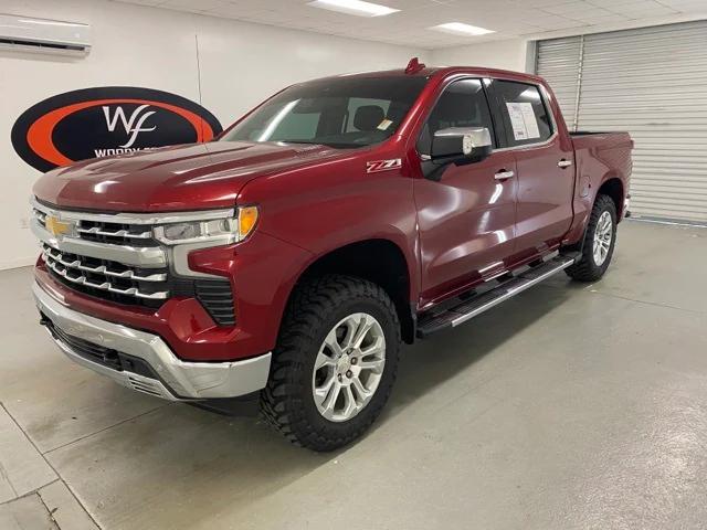 2022 Chevrolet Silverado 1500 4WD Crew Cab Short Bed LTZ