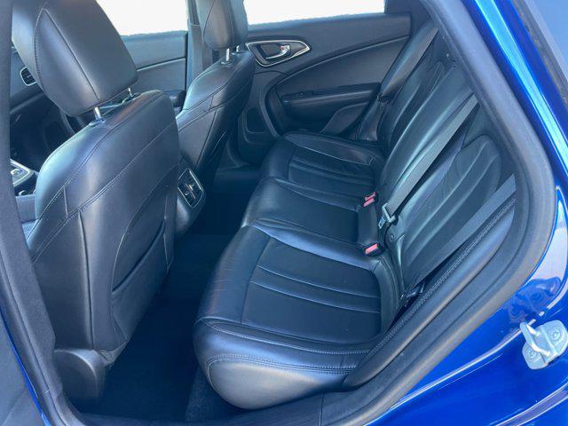 2015 Chrysler 200 C
