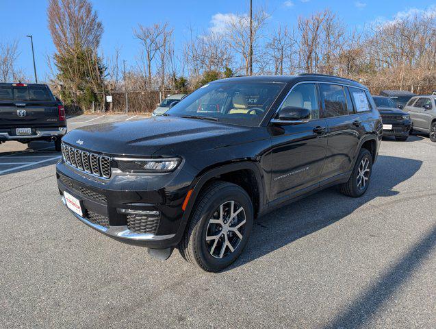 2025 Jeep Grand Cherokee GRAND CHEROKEE L LIMITED 4X4