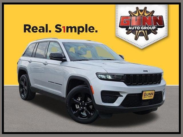 2022 Jeep Grand Cherokee Altitude 4x4