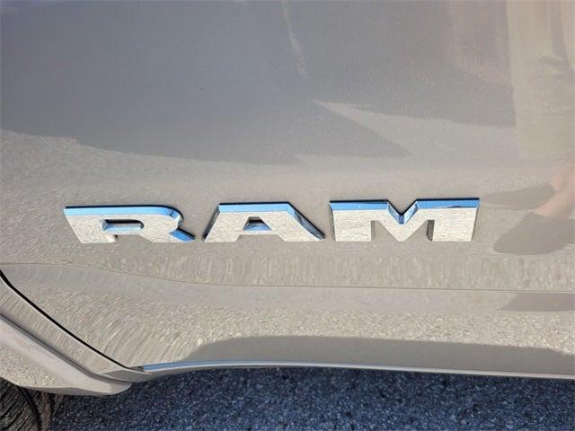 2022 RAM 1500 Laramie Crew Cab 4x2 64 Box