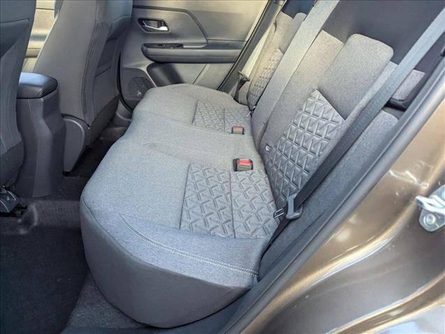 2025 Nissan Kicks SV FWD