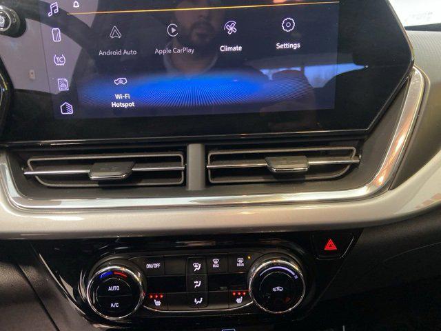 2024 Chevrolet Trax FWD LT