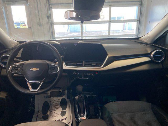 2024 Chevrolet Trax FWD LT