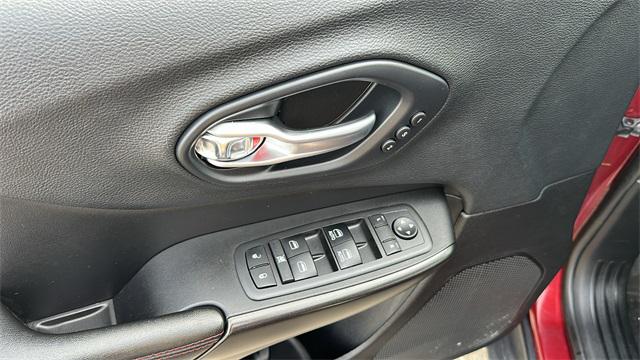 Used 2019 Jeep Cherokee For Sale in Waterford Twp, MI