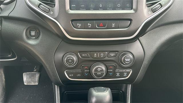 Used 2019 Jeep Cherokee For Sale in Waterford Twp, MI