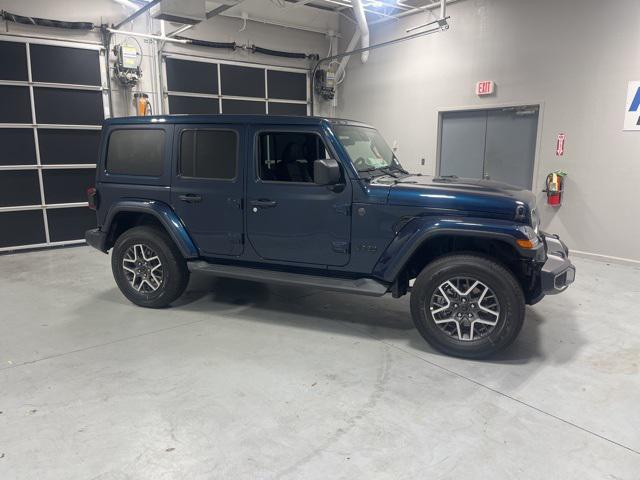 2025 Jeep Wrangler WRANGLER 4-DOOR SAHARA
