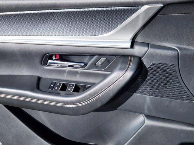 2025 Mazda X-90 Premium Sport