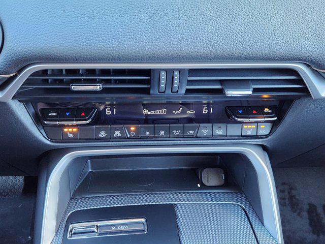 2025 Mazda X-90 Premium Sport