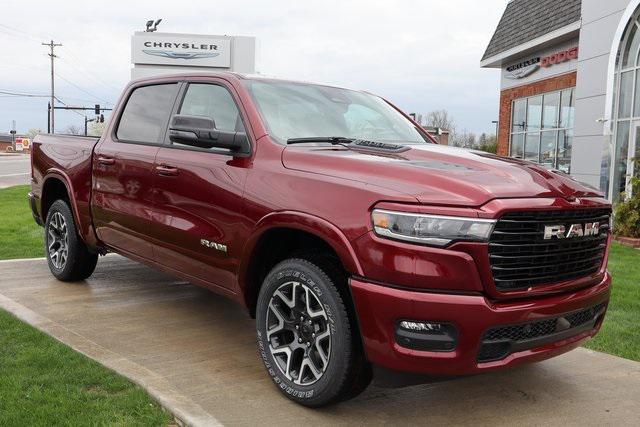 2025 RAM Ram 1500 RAM 1500 LARAMIE CREW CAB 4X4 57 BOX