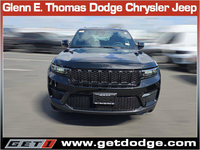 2025 Jeep Grand Cherokee GRAND CHEROKEE ALTITUDE 4X4