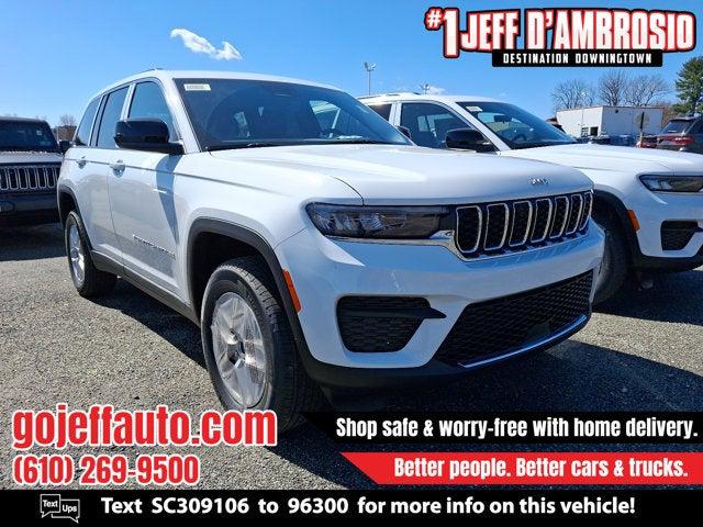 2025 Jeep Grand Cherokee GRAND CHEROKEE LAREDO X 4X4