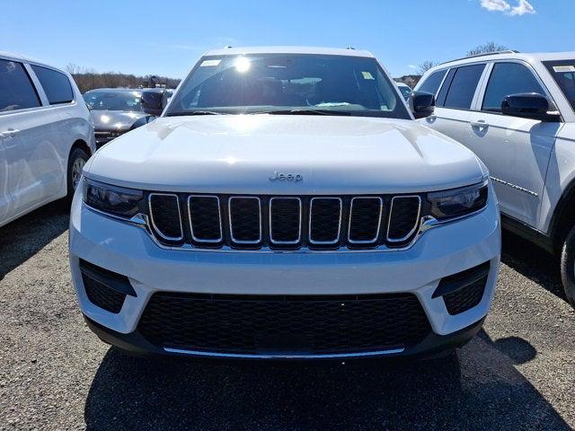 2025 Jeep Grand Cherokee GRAND CHEROKEE LAREDO X 4X4