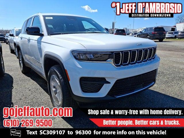 2025 Jeep Grand Cherokee GRAND CHEROKEE LAREDO X 4X4