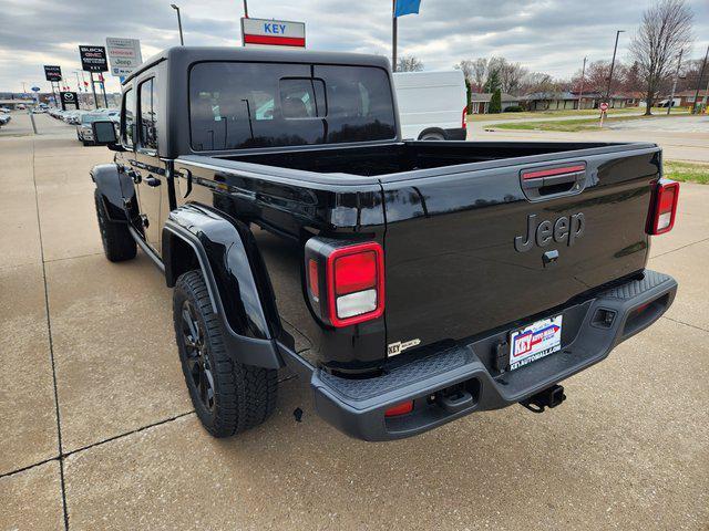 2025 Jeep Gladiator GLADIATOR NIGHTHAWK 4X4