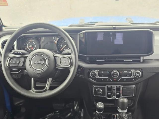 2025 Jeep Gladiator GLADIATOR NIGHTHAWK 4X4