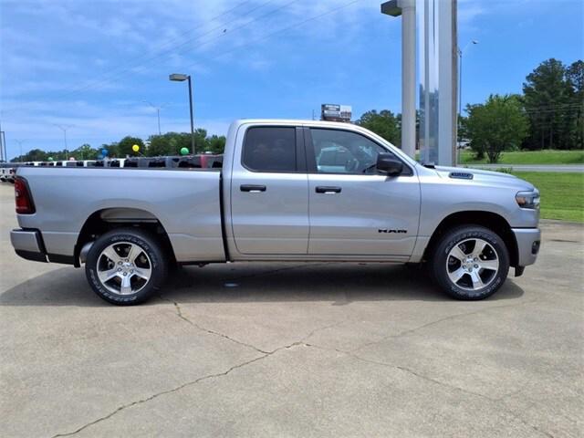 2025 RAM Ram 1500 RAM 1500 TRADESMAN QUAD CAB 4X4 64 BOX
