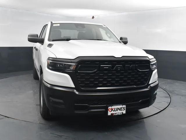 2025 RAM Ram 1500 RAM 1500 TRADESMAN QUAD CAB 4X2 64 BOX