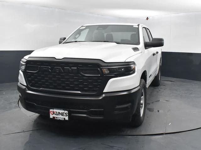 2025 RAM Ram 1500 RAM 1500 TRADESMAN QUAD CAB 4X2 64 BOX