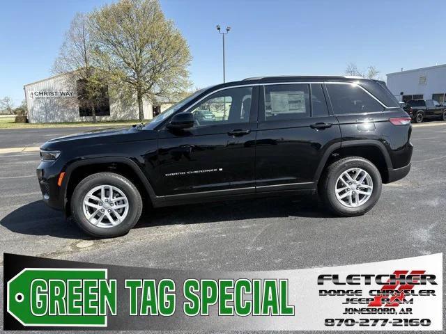 2025 Jeep Grand Cherokee GRAND CHEROKEE LAREDO X 4X2