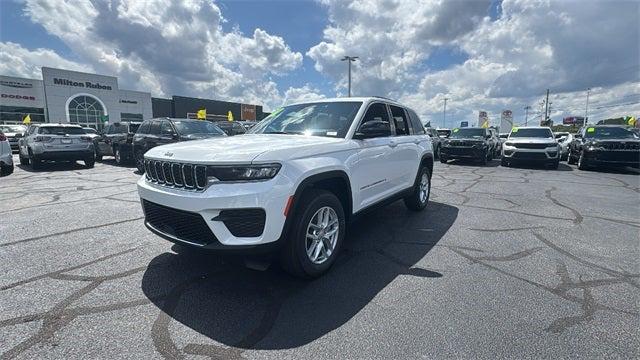 2025 Jeep Grand Cherokee GRAND CHEROKEE LAREDO X 4X2