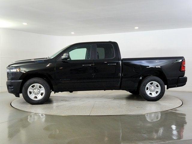 2025 RAM Ram 1500 RAM 1500 TRADESMAN QUAD CAB 4X2 64 BOX
