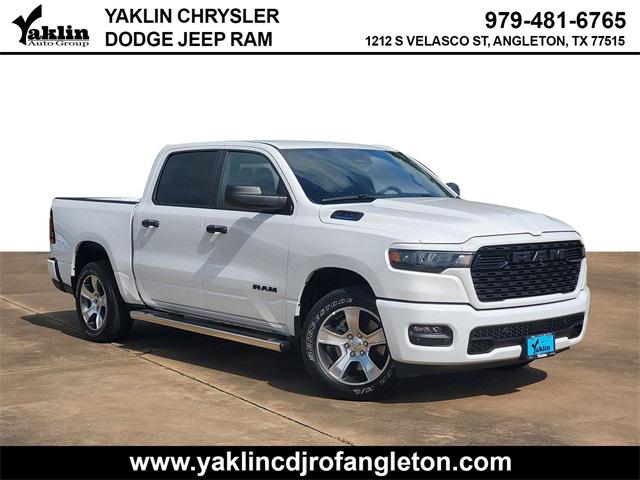 2025 RAM Ram 1500 RAM 1500 TRADESMAN CREW CAB 4X2 57 BOX