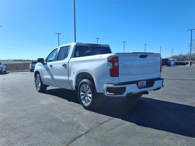 2020 Chevrolet Silverado 1500 4WD Crew Cab Short Bed Custom