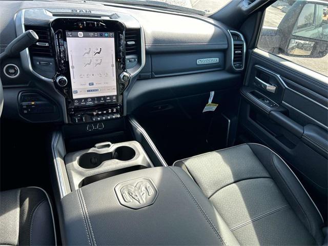 2024 RAM Ram 2500 RAM 2500 LARAMIE MEGA CAB 4X4 64 BOX