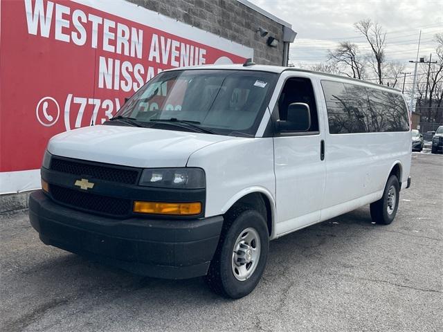 2022 Chevrolet Express Passenger RWD 3500 Extended Wheelbase LS