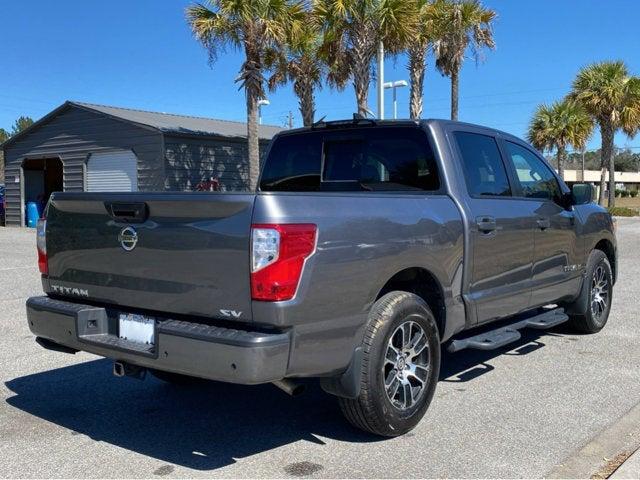 2022 Nissan TITAN Crew Cab SV 4x2