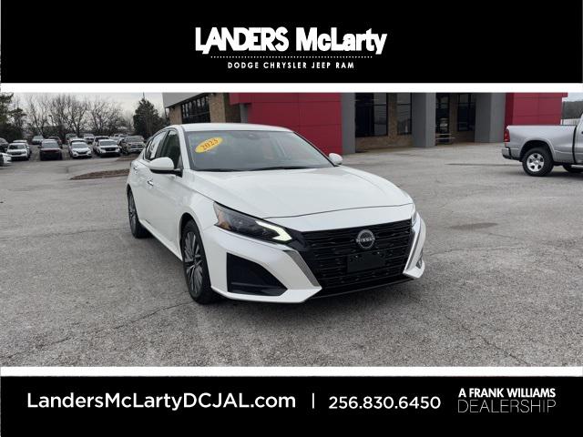 2023 Nissan Altima SV FWD