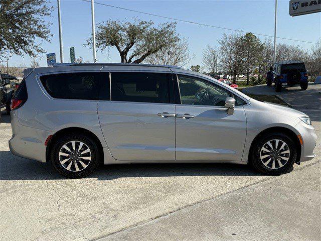 2021 Chrysler Pacifica Hybrid Touring L