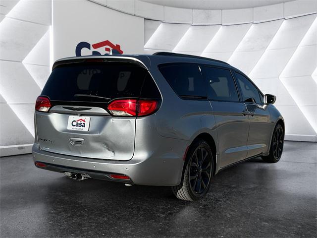 2020 Chrysler Pacifica Touring L