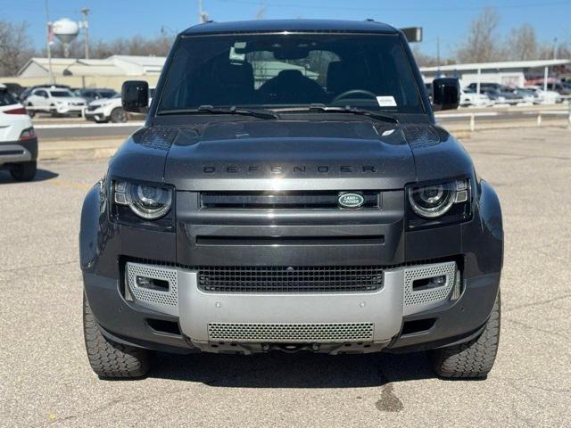 2023 Land Rover Defender 110 SE
