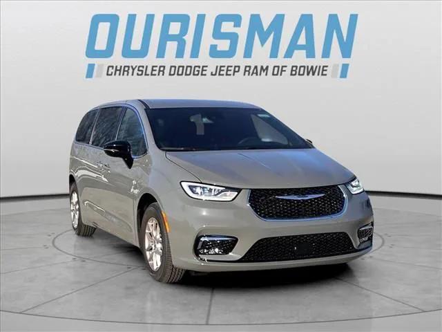 2025 Chrysler Pacifica PACIFICA SELECT