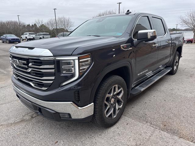 2023 GMC Sierra 1500 4WD Crew Cab Short Box SLT