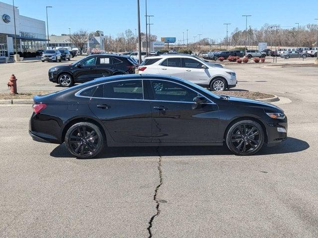 2022 Chevrolet Malibu FWD LT