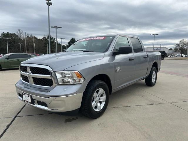 2022 RAM 1500 Classic SLT Crew Cab 4x2 57 Box