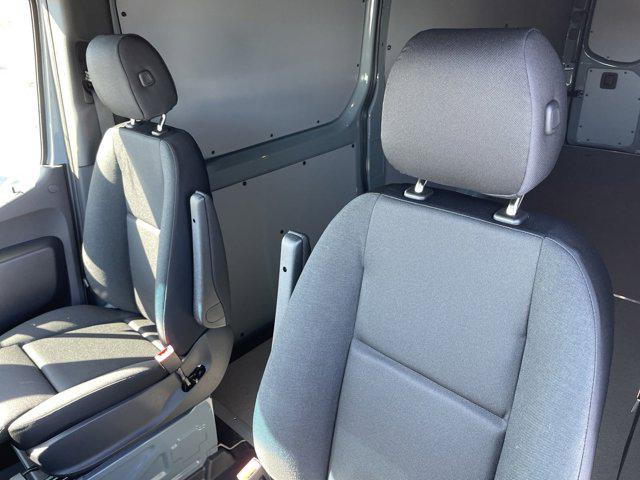2025 Mercedes-Benz Sprinter 2500 High Roof 4-Cyl Diesel HO