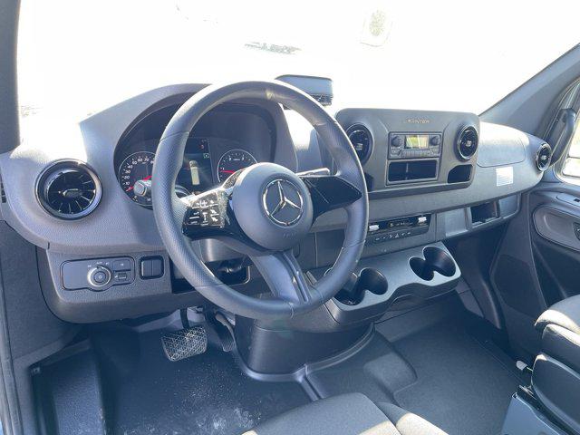 2025 Mercedes-Benz Sprinter 2500 High Roof 4-Cyl Diesel HO